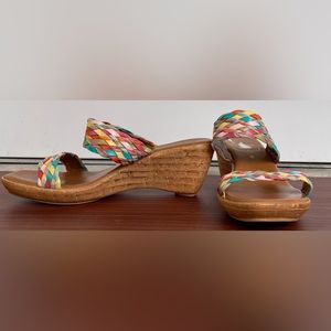 Multicolor Italian Shoemakers platform slide in sandal